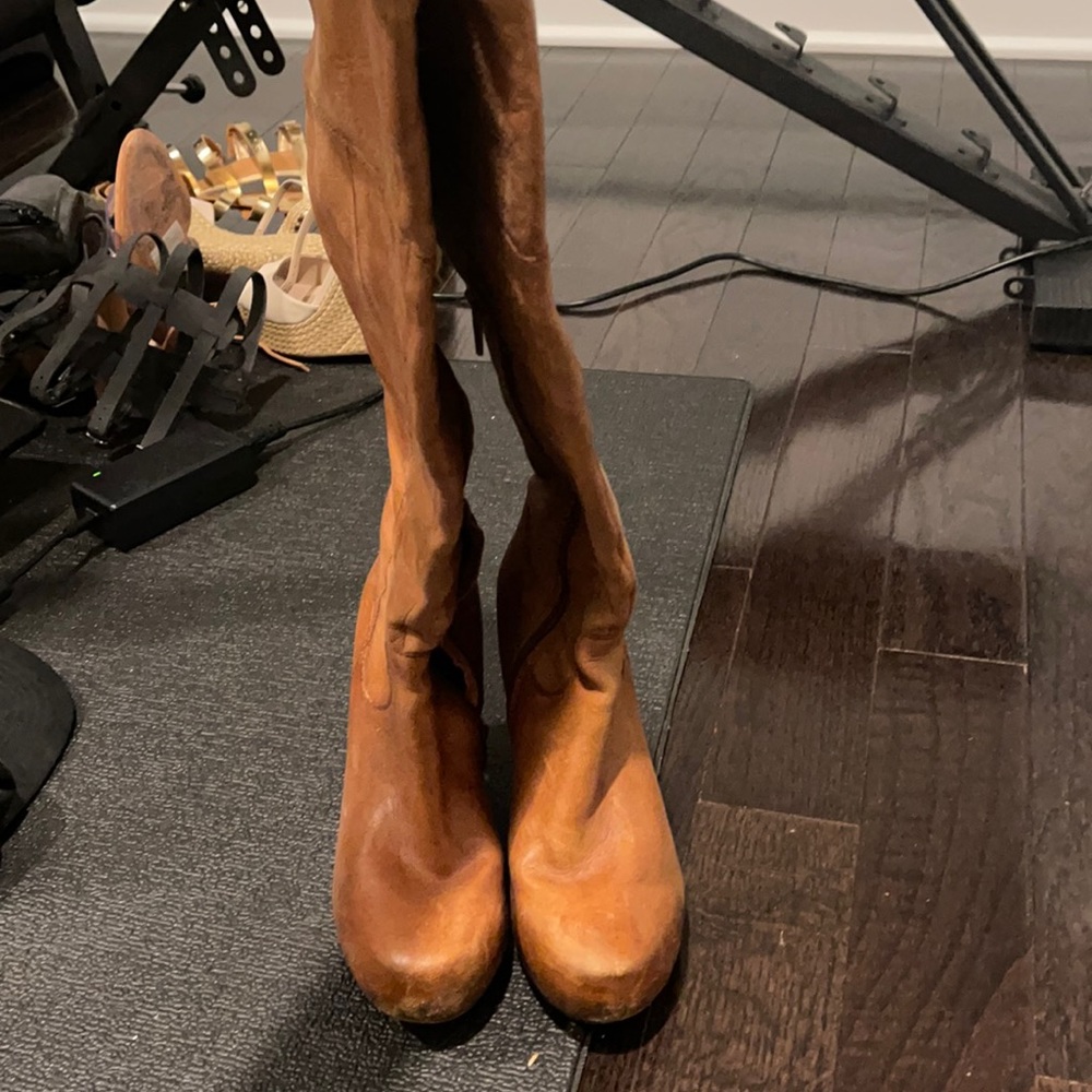 Steve Madden Rocket Boot size 7